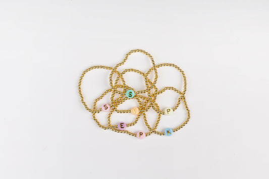 Gold Initial O - U Bracelet